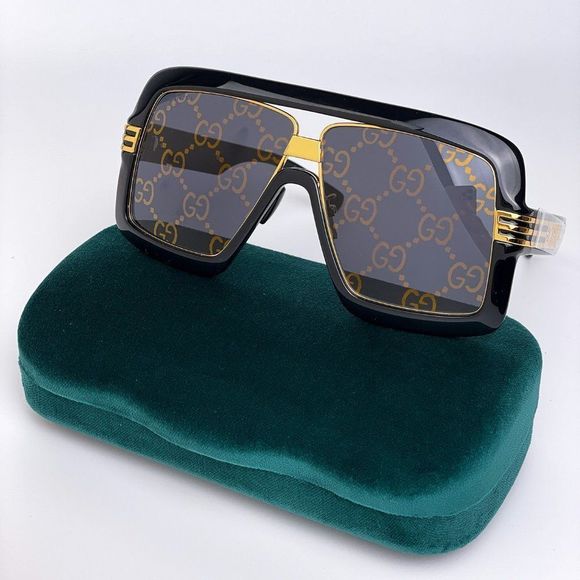Gucci Accessories - NEW Gucci GG0900S 001 Oversized  Black Shield Gold Logo Unisex Sunglasses
